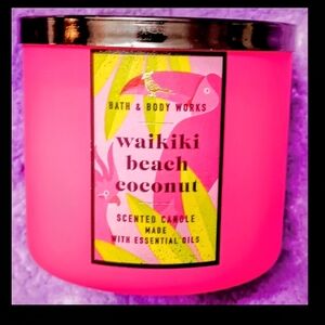 Bath & Body Works Waikiki Beach Coconut Candle - Vibrant Pink